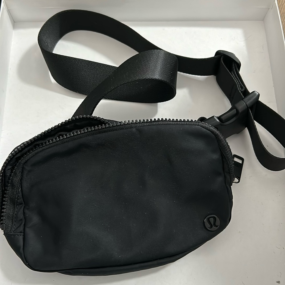 Lululemon Beltbag